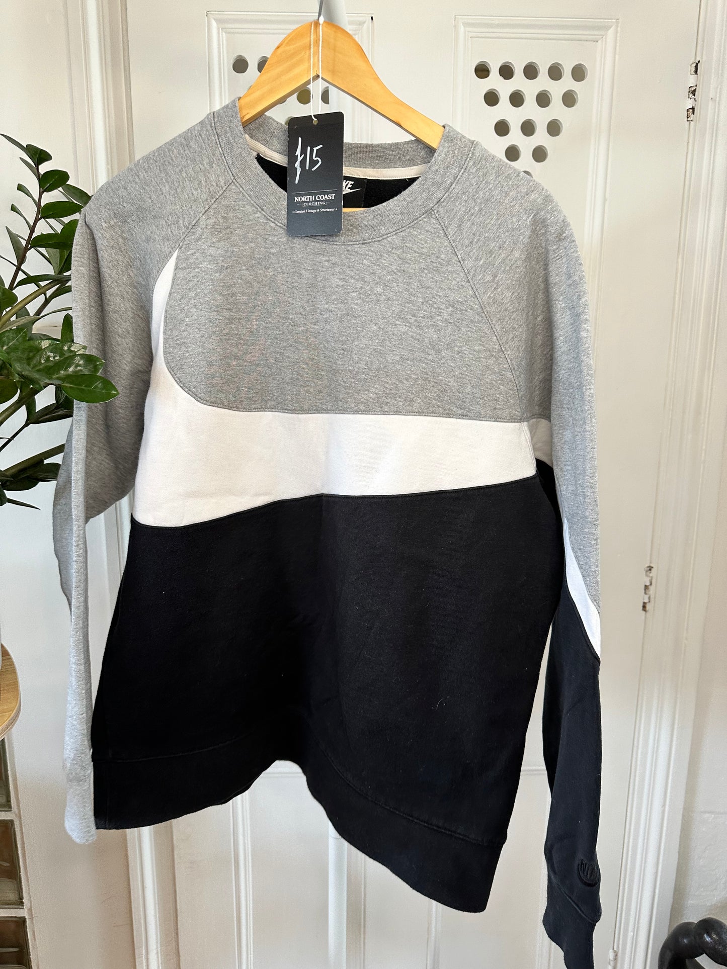 Nike Giant Swoosh Sweatshirt Jumper - Large