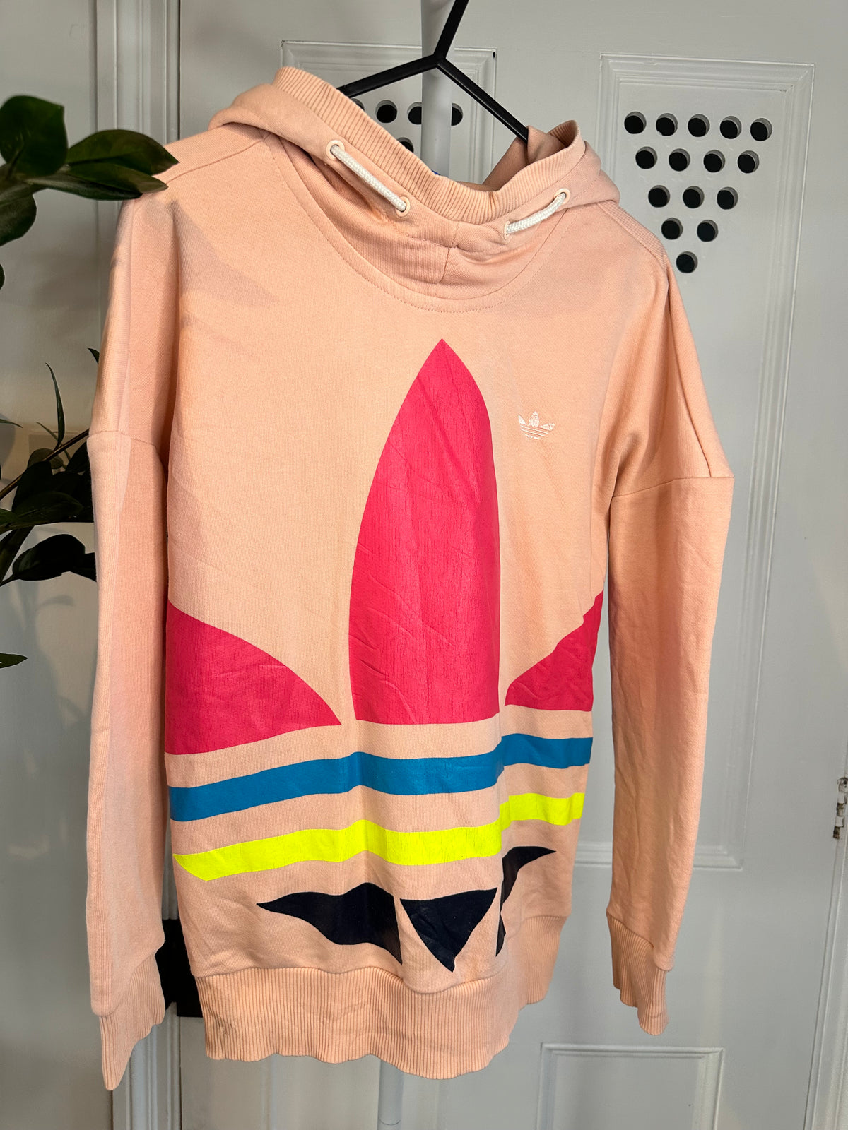 Adidas Originals Oversized Trefoil Hoodie – Peach / Multi – XS