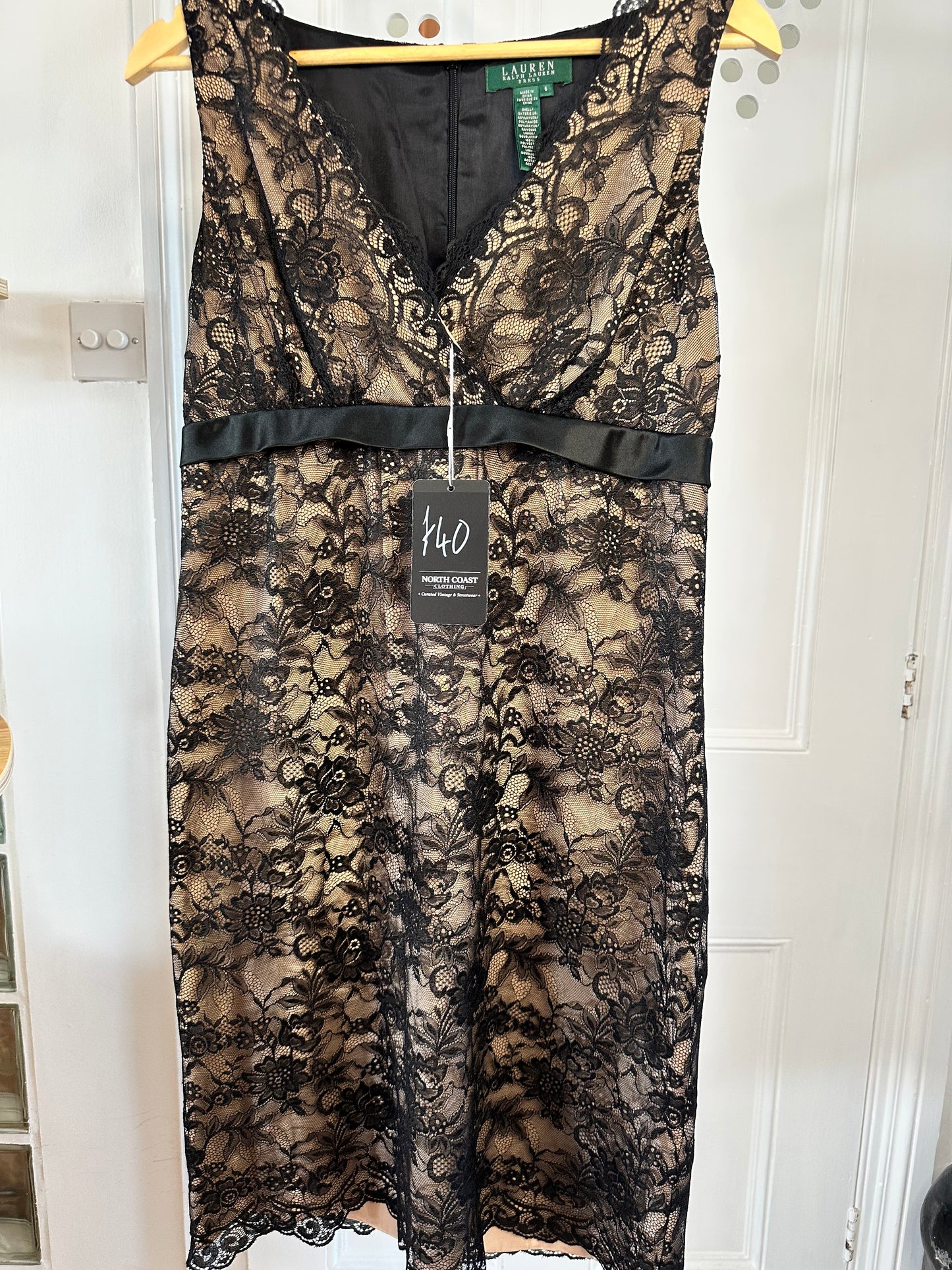 Lauren Ralph Lauren Lined Lace Dress - UK Size 10