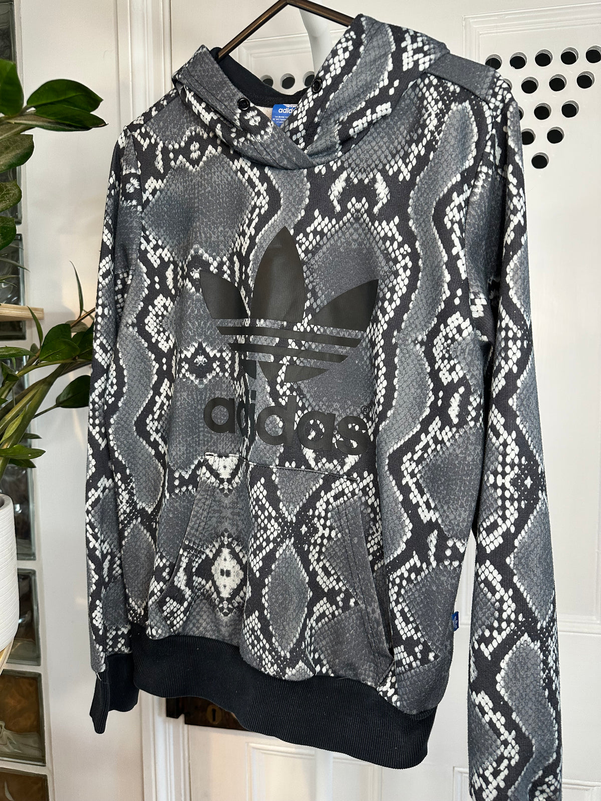 Adidas Originals Snakeskin Print Hoodie – Black / Grey – UK 8