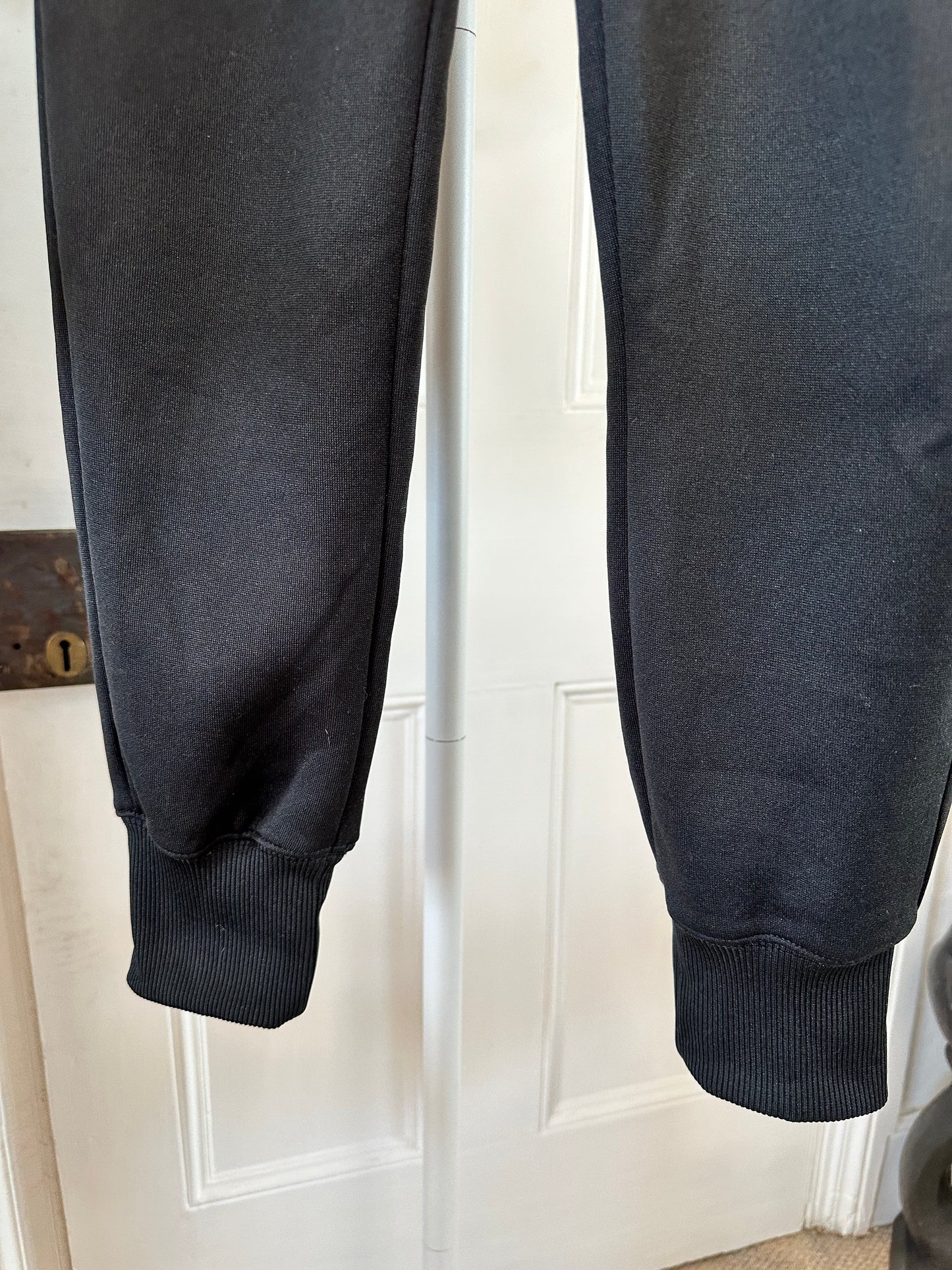 Nike Black Joggers with Cuffed Hems - Extra Small