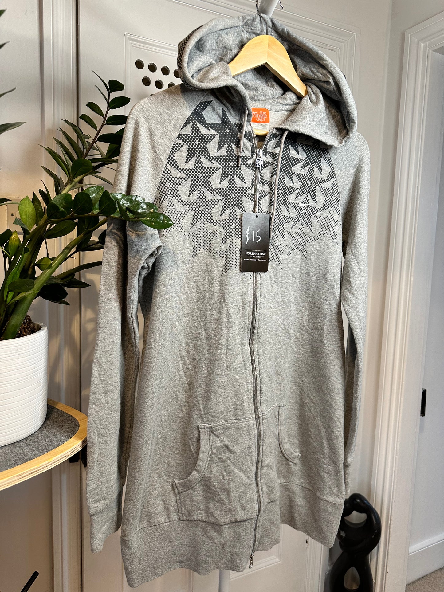 Nike Athletic Department Graphic Hoodie - Grey Women’s XL