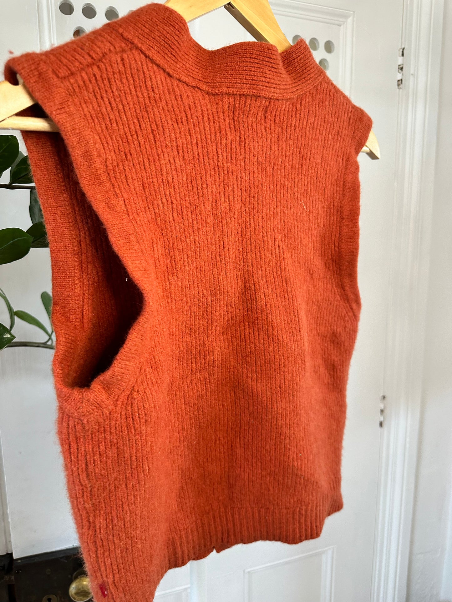 Levi’s Knitted Orange Sweater Vest - Small