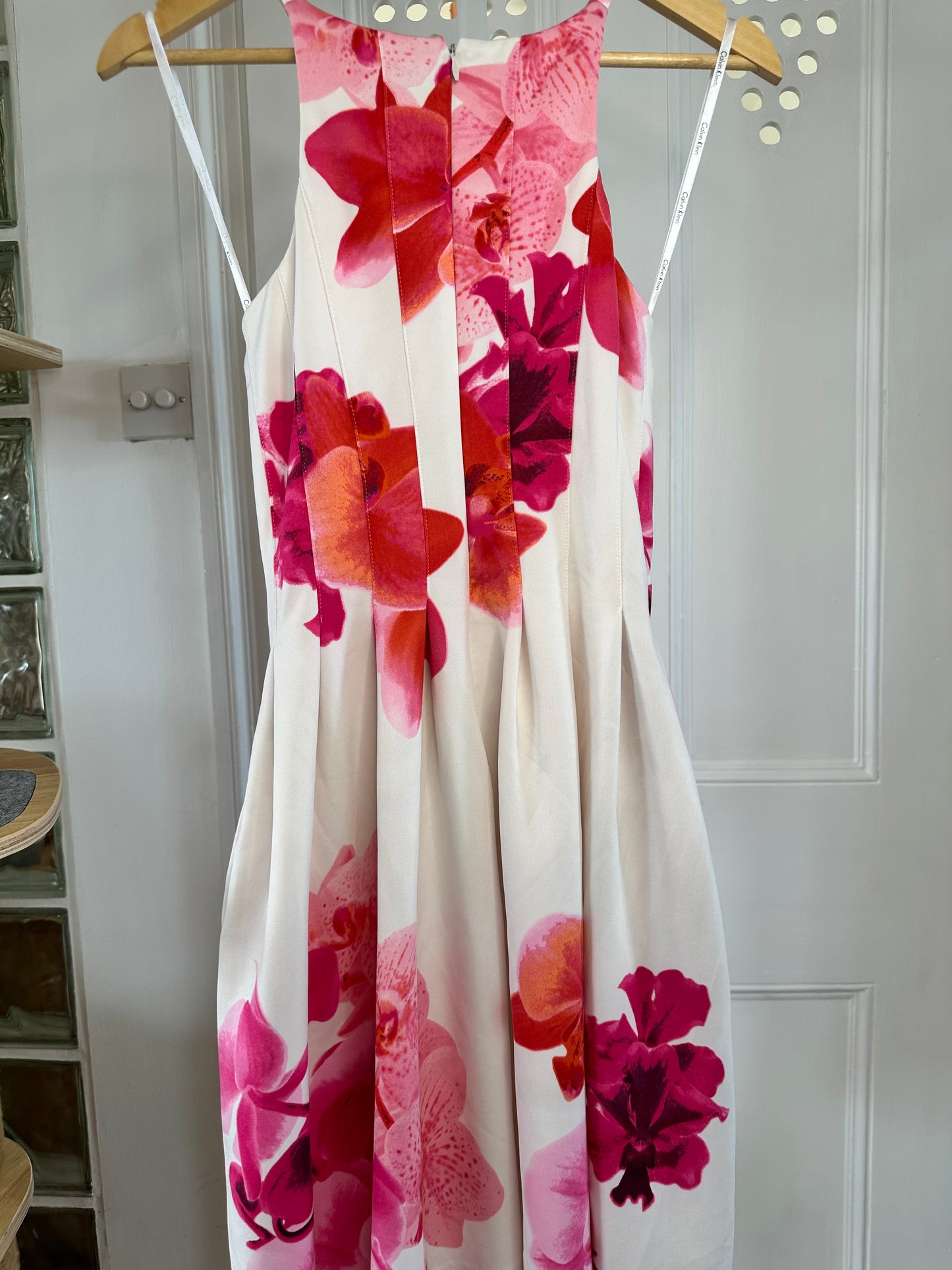 Calvin Klein Floral Lined Midi Dress - Women’s M / S