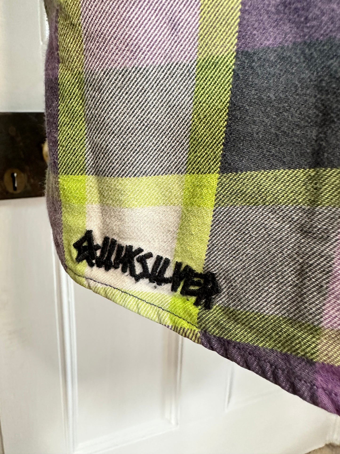 Quiksilver Shirt Men’s Small Purple White Check