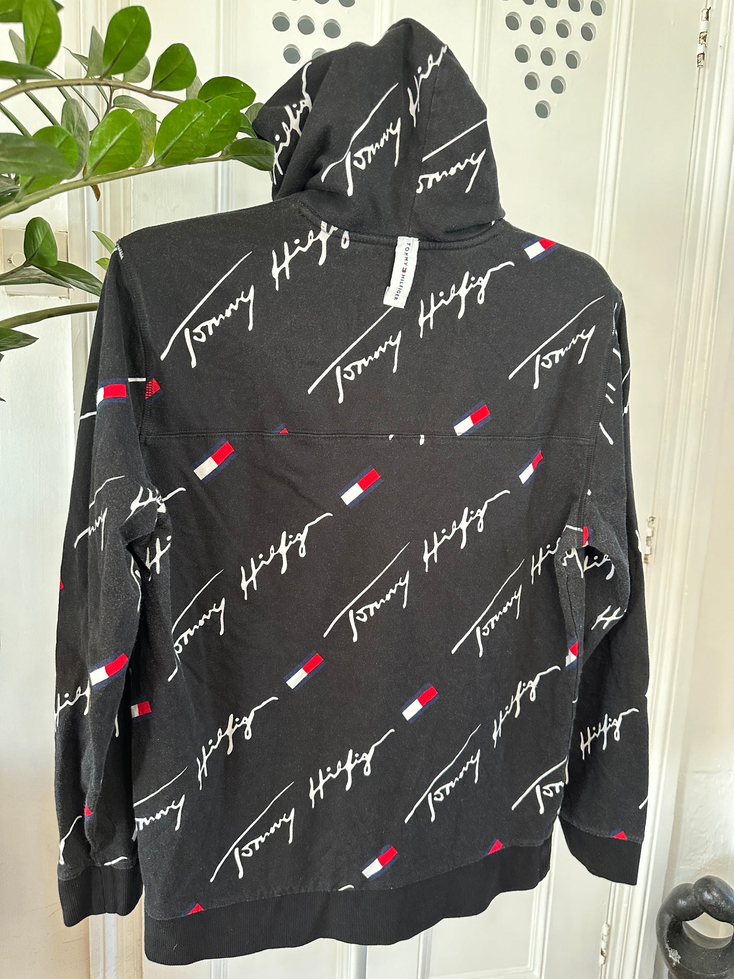 Tommy Hilfiger Black Logo’d Hoodie Women’s Large