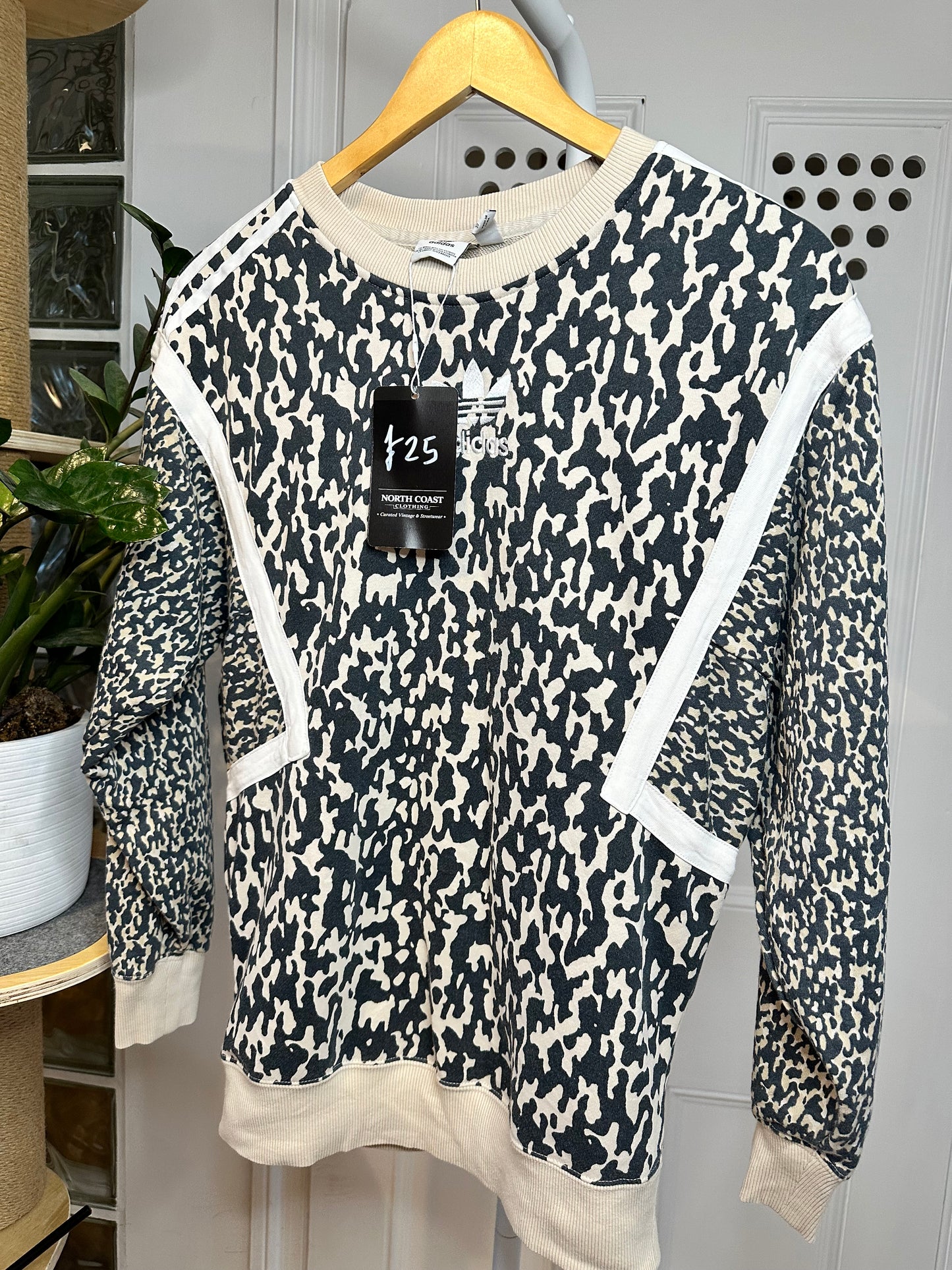 Adidas Leopard Print Jumper / Sweatshirt - Women’s XS