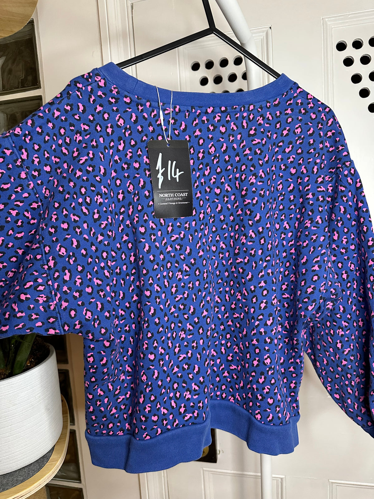 Levi’s Leopard Print Sweatshirt – Blue & Pink – Size S