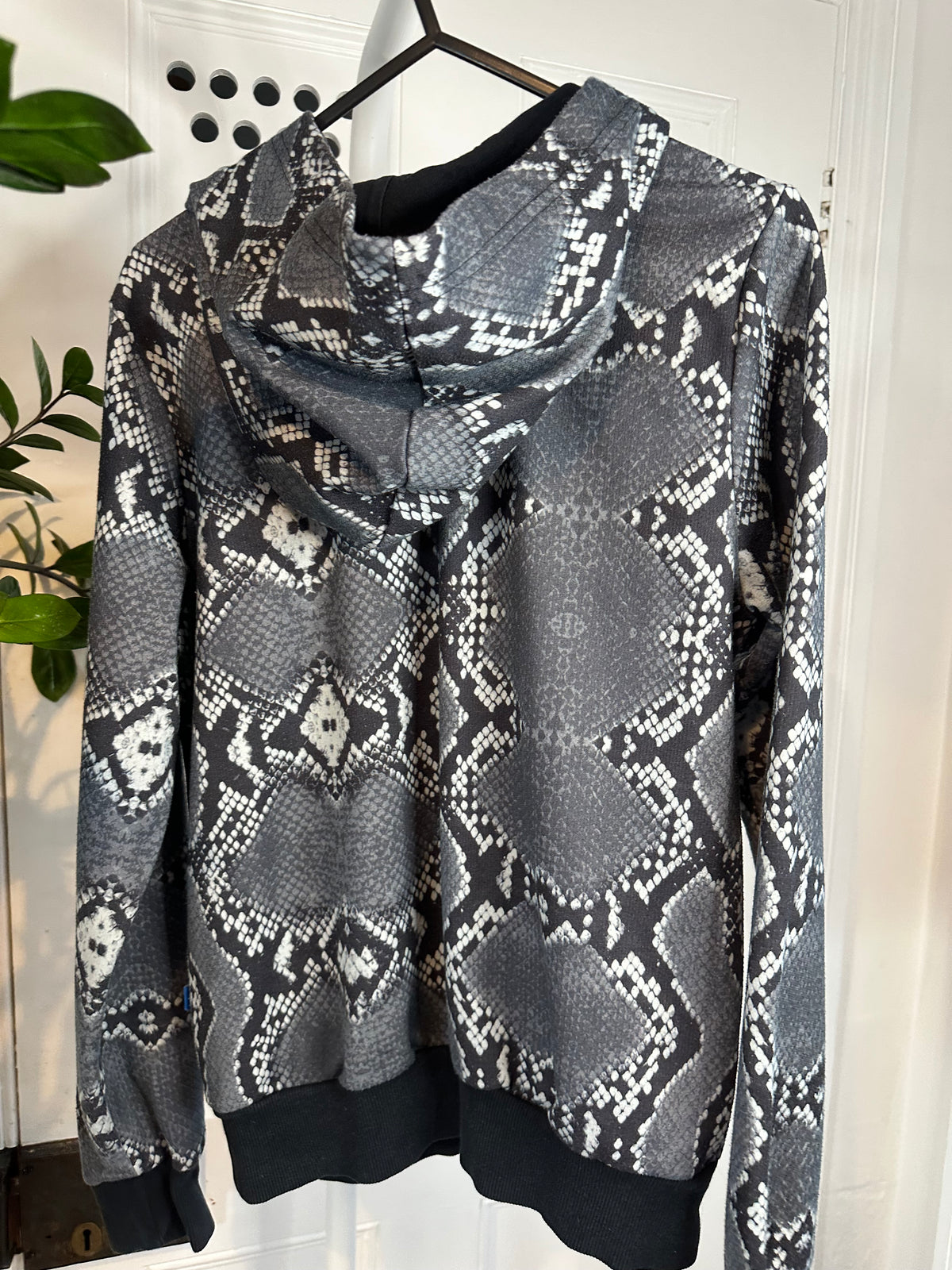 Adidas Originals Snakeskin Print Hoodie – Black / Grey – UK 8