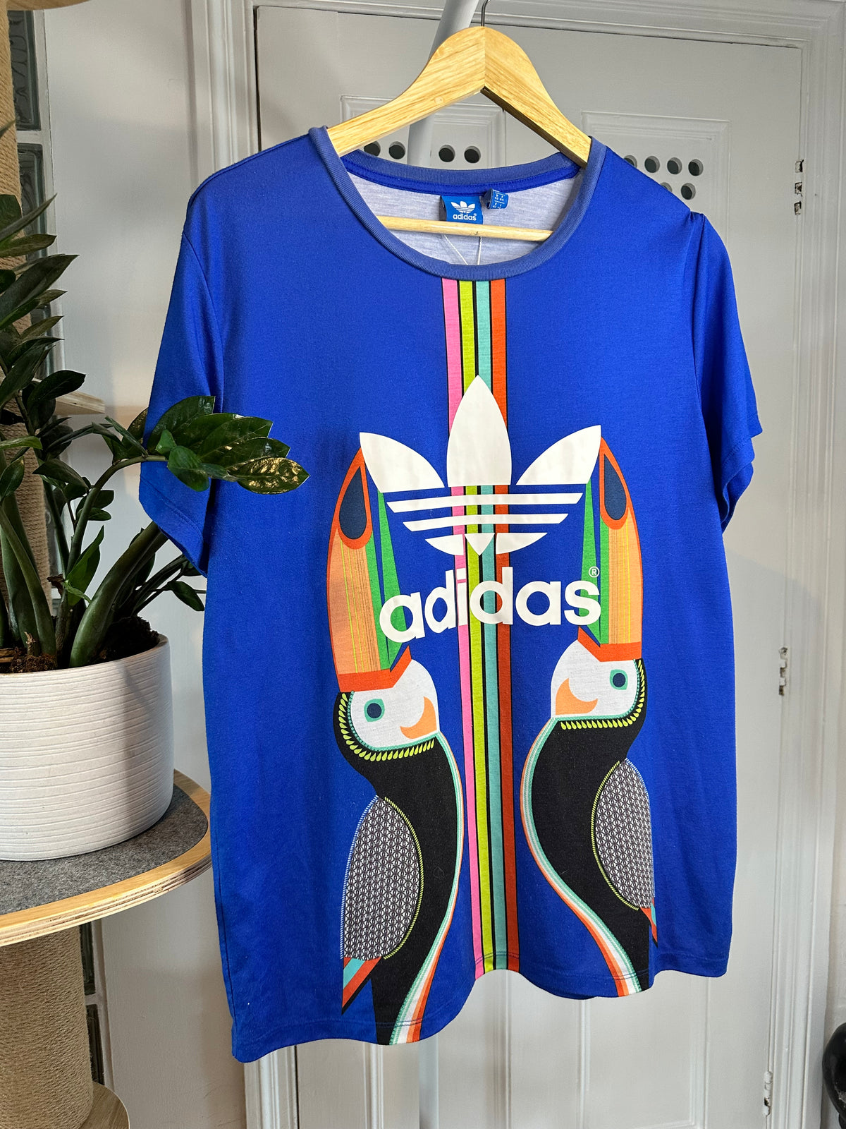 Adidas Originals x FARM Rio Toucan Graphic T-Shirt – Blue – UK 16