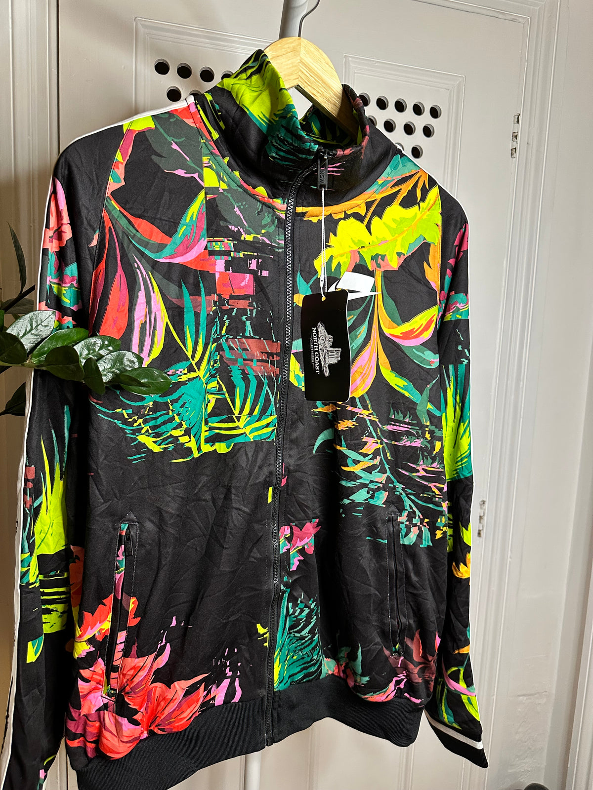 Nike Sportswear Tropical Floral Track Jacket – Black/Multi – Relaxed Size Small