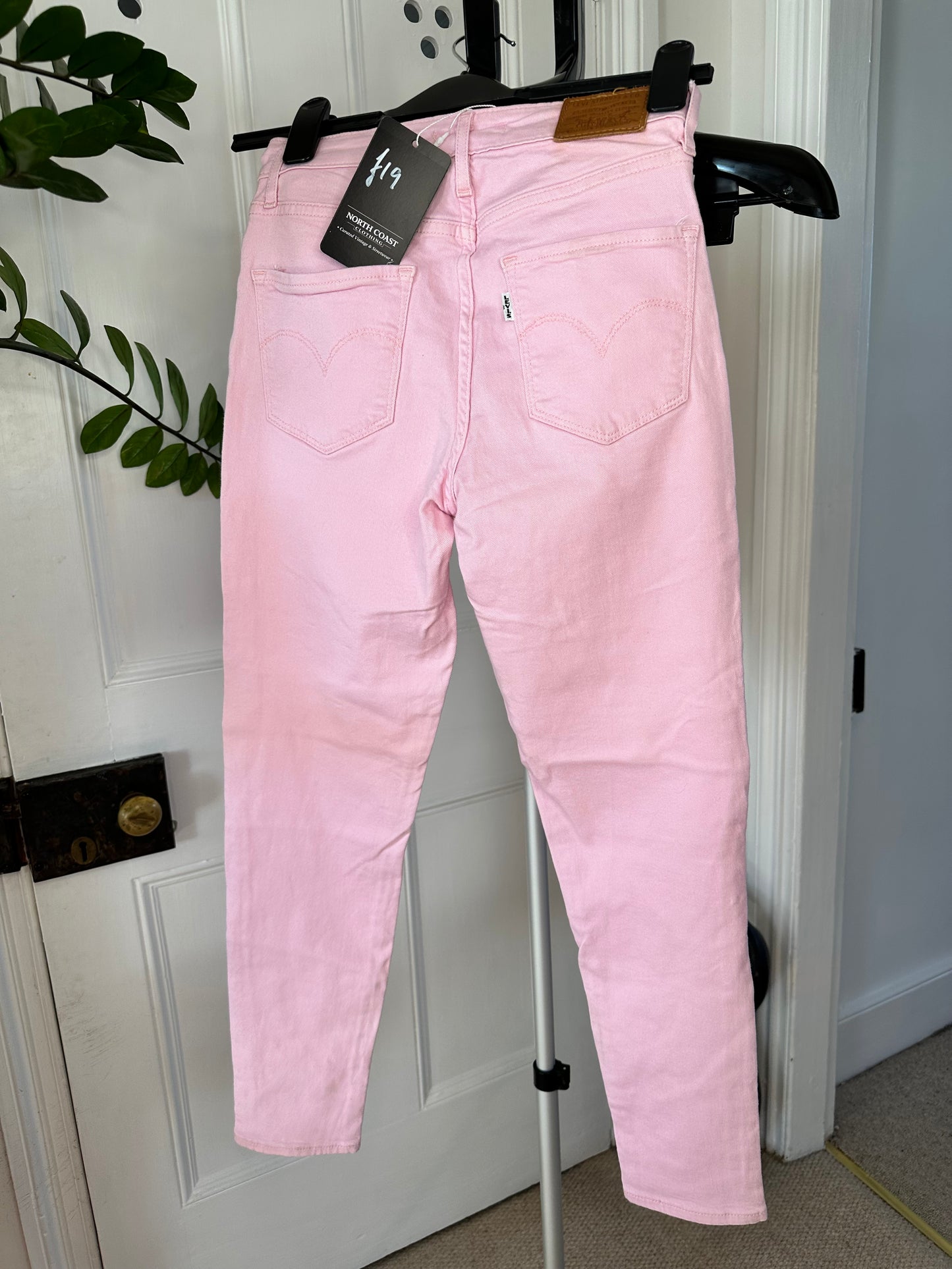 Levi’s Pink High Rise Skinny Jeans - Waist 25 x Leg 25