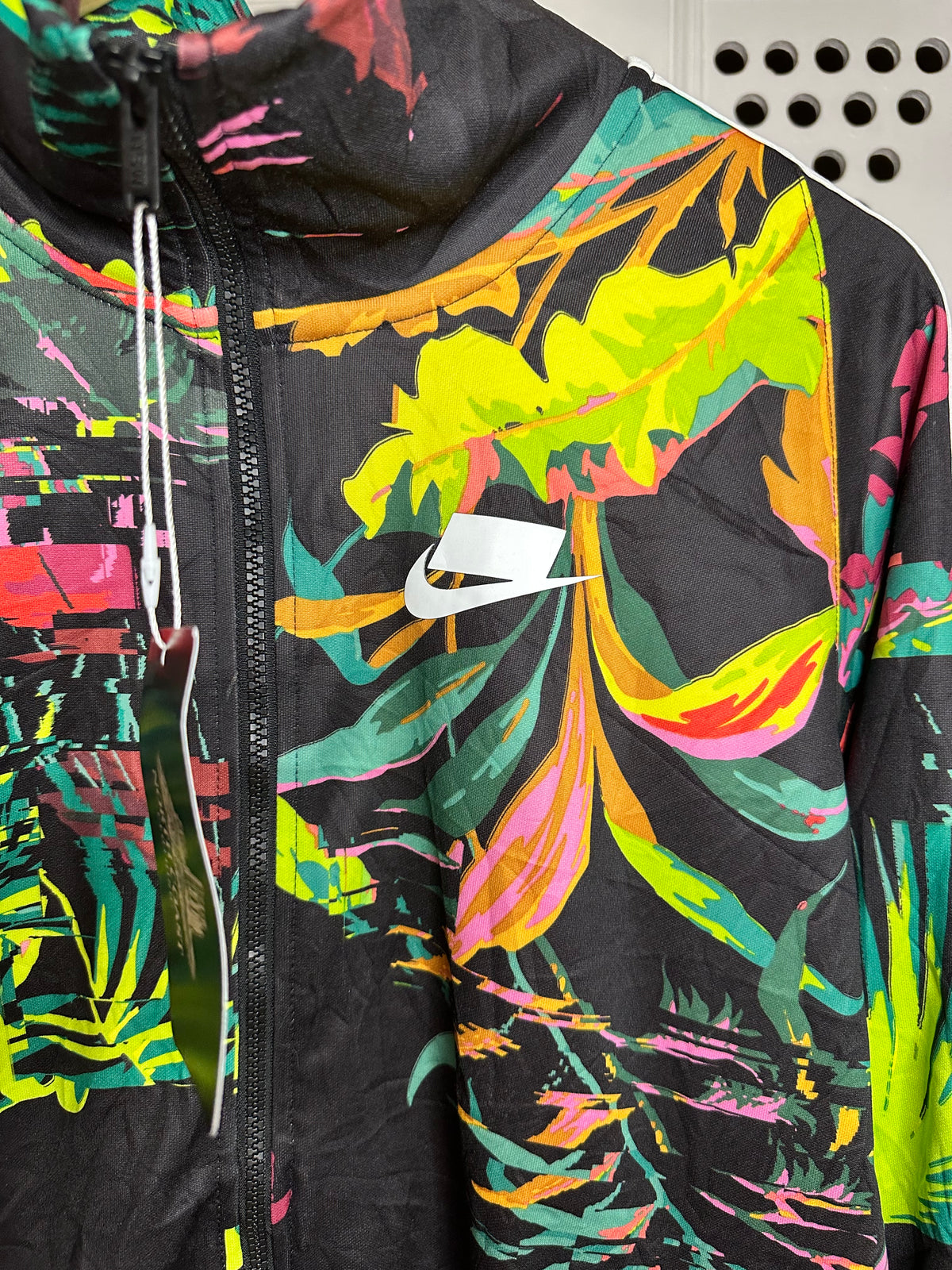 Nike Sportswear Tropical Floral Track Jacket – Black/Multi – Relaxed Size Small