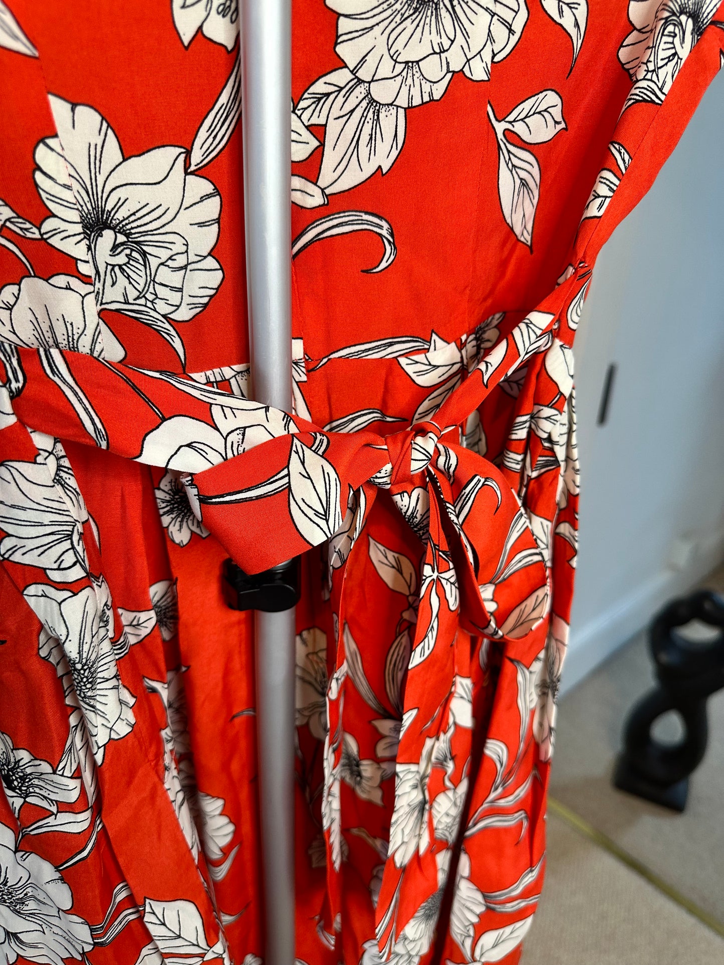 Summer Lightweight Midi Dress in a Women’s Small - Red / White Floral Design