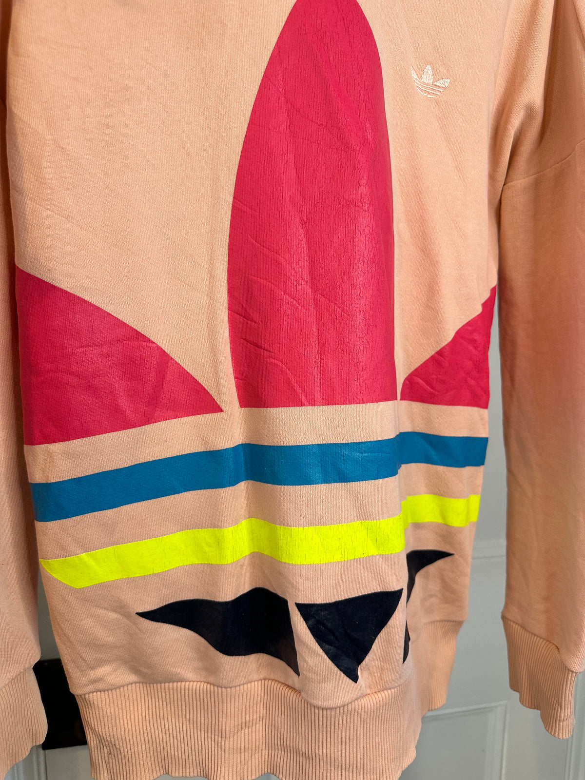 Adidas Originals Oversized Trefoil Hoodie – Peach / Multi – XS