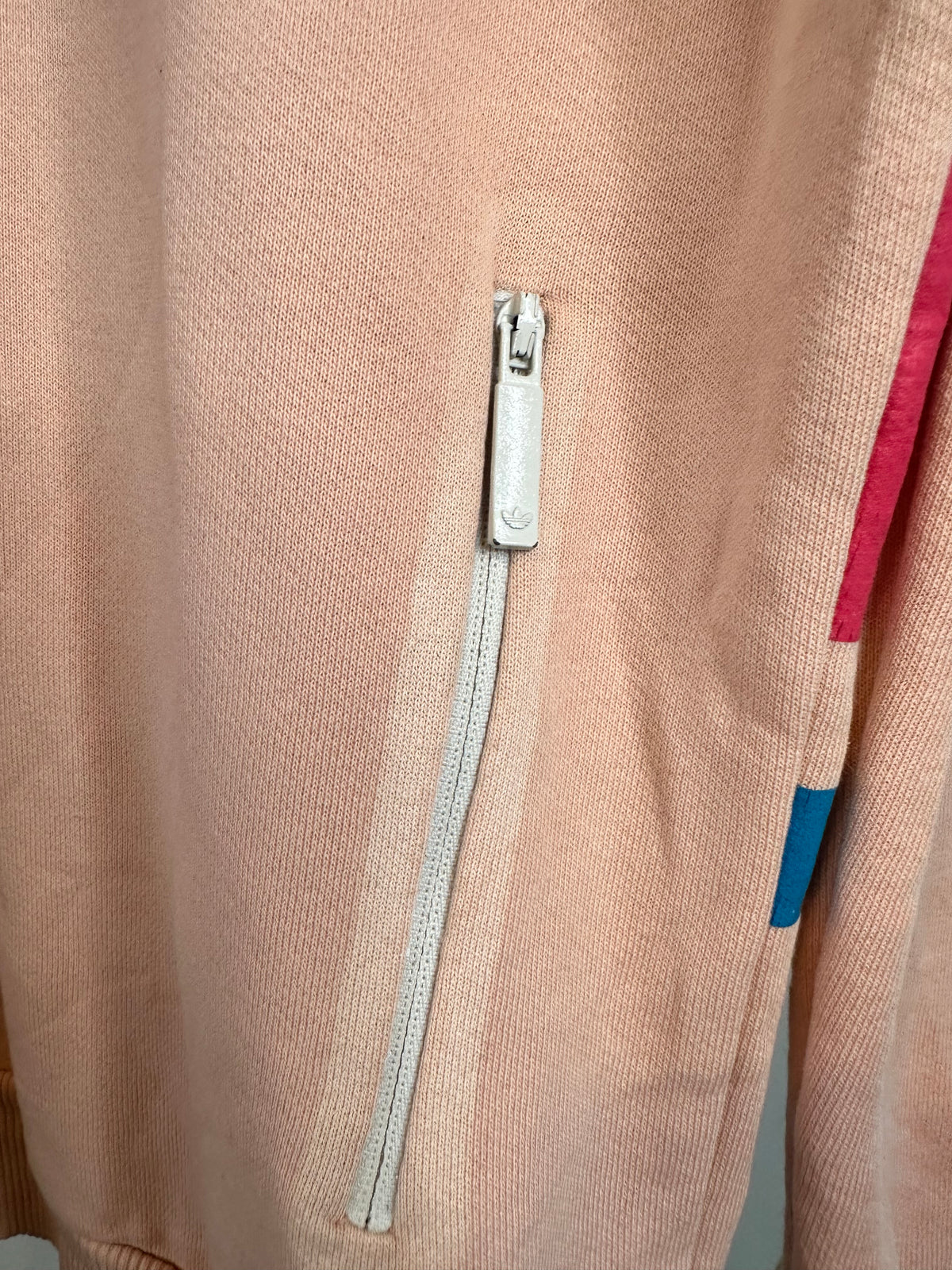 Adidas Originals Oversized Trefoil Hoodie – Peach / Multi – XS