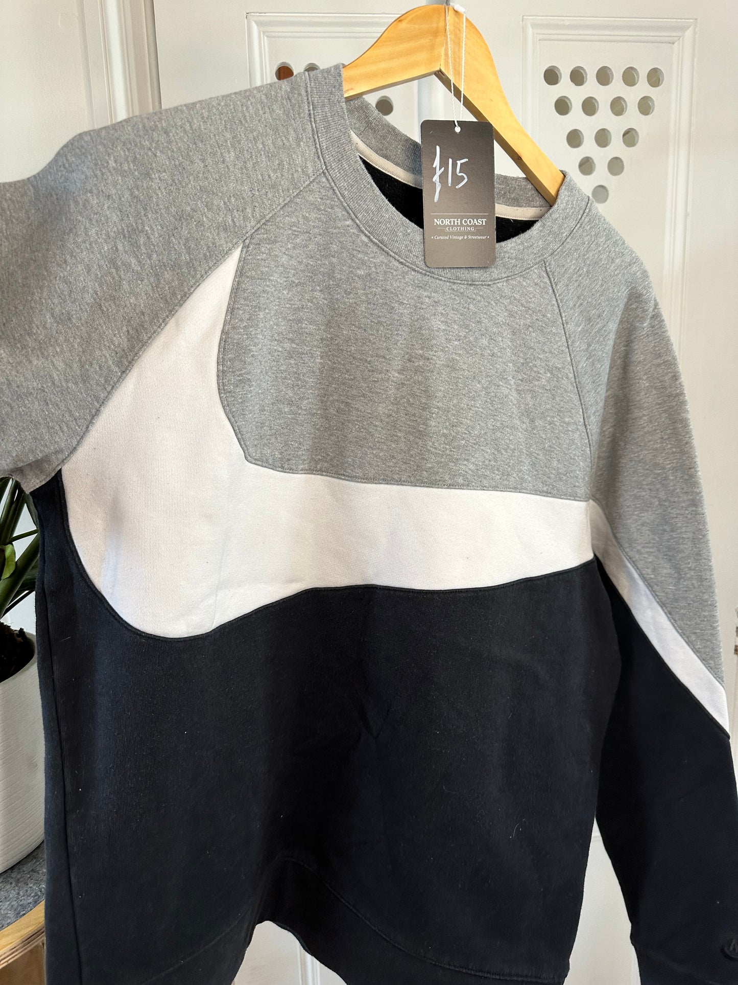 Nike Giant Swoosh Sweatshirt Jumper - Large