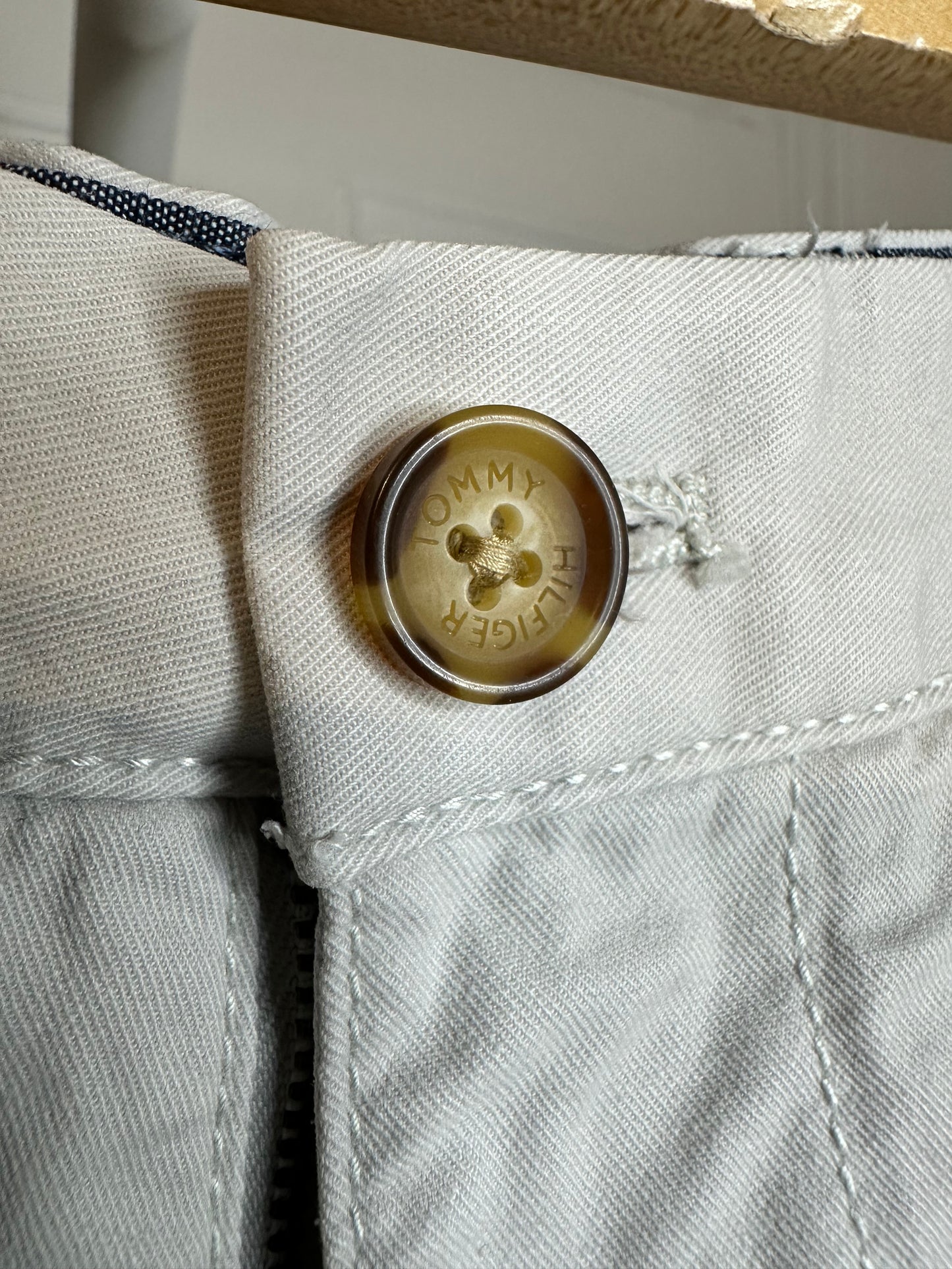 Tommy Hilfiger Beige Chino Shorts - 32 Waist