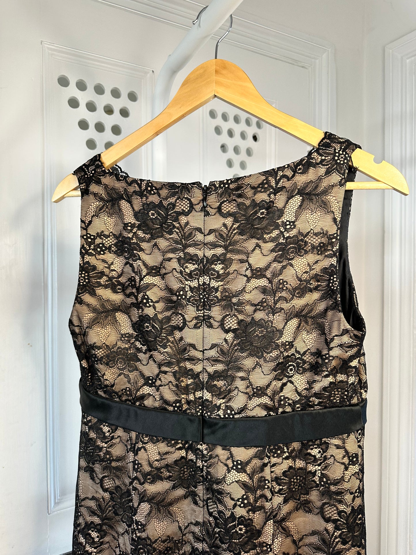 Lauren Ralph Lauren Lined Lace Dress - UK Size 10
