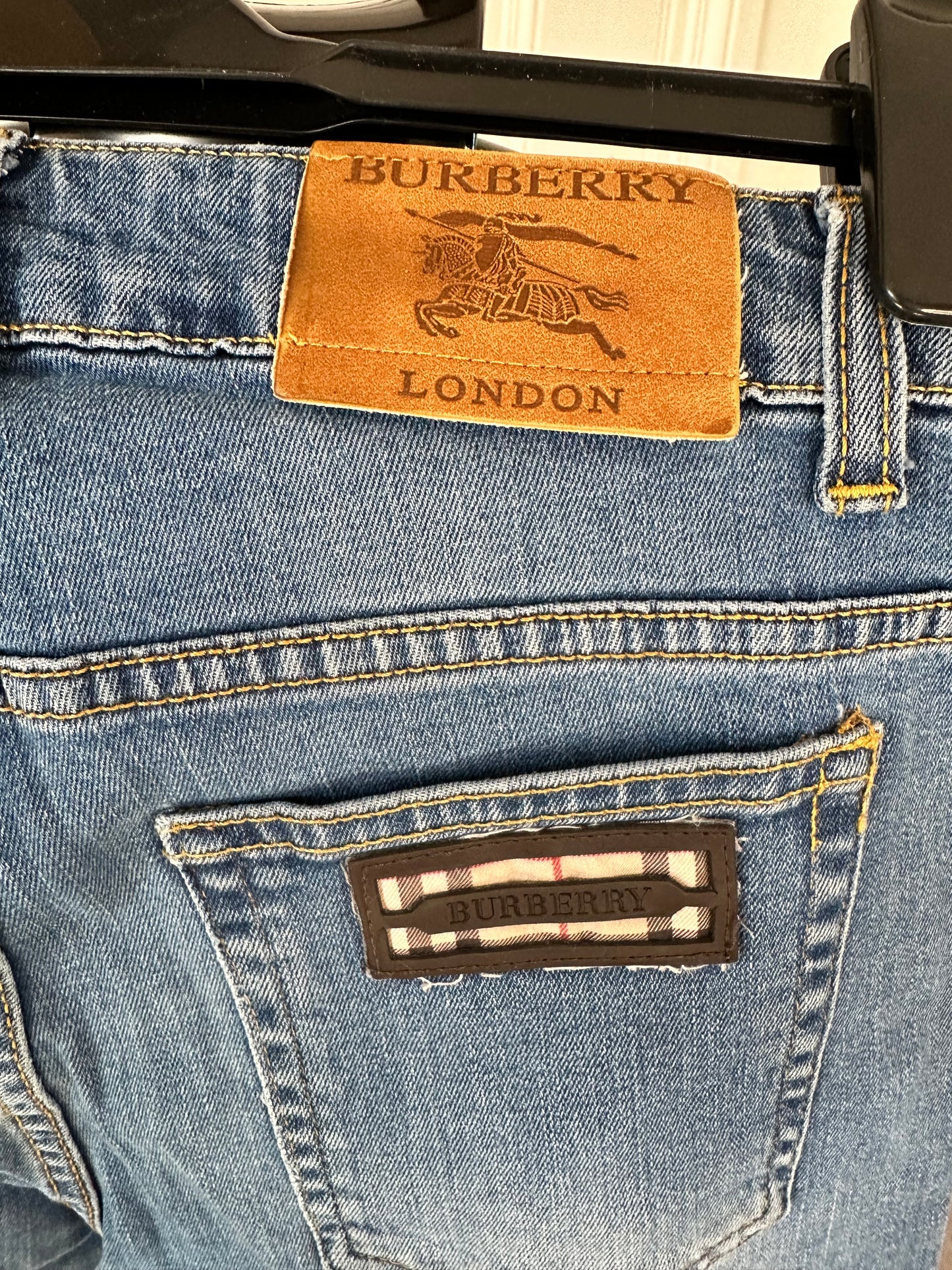 Burberry London Jeans - Waist 30 x Leg 28