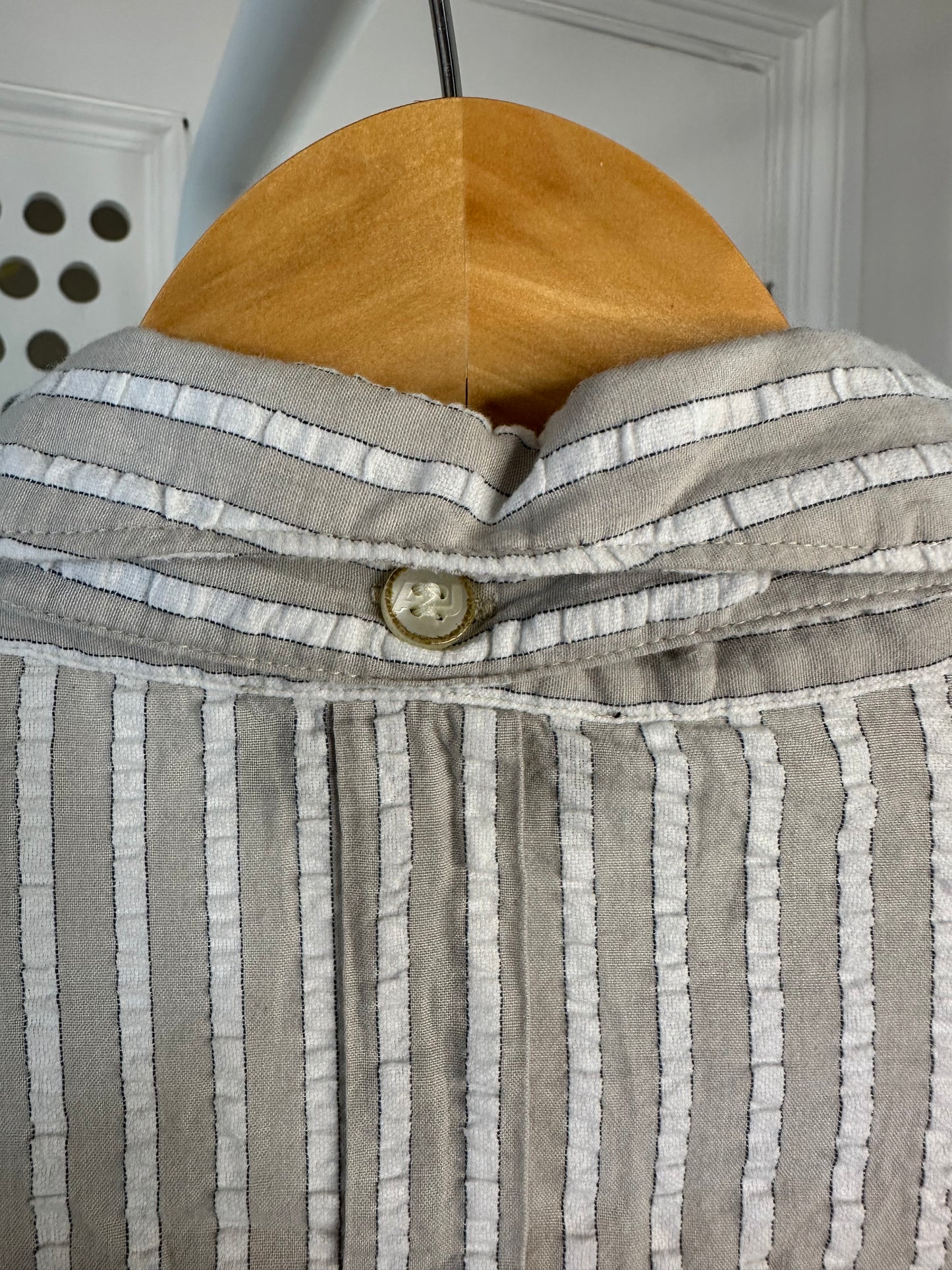 Armani Textured Stripe Shirt – Detachable Collar – Size M
