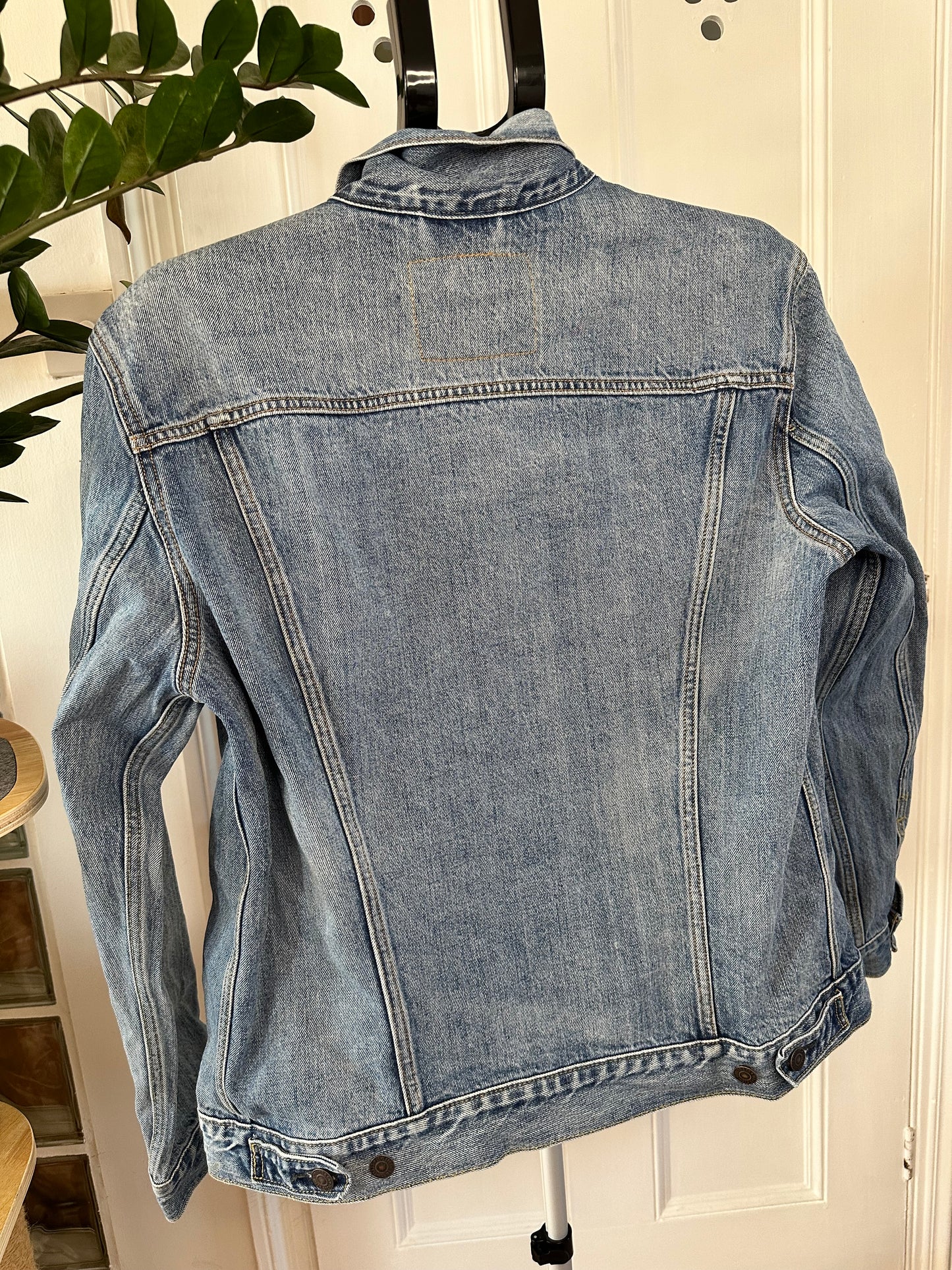 Levi’s Denim Jacket Women’s Large