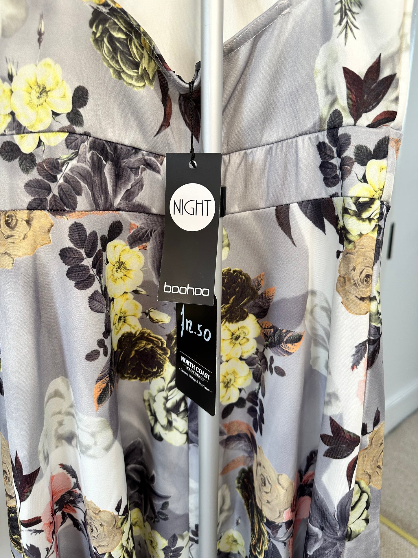 Boohoo Midi Dress Summer Ready Size 8 BNWT