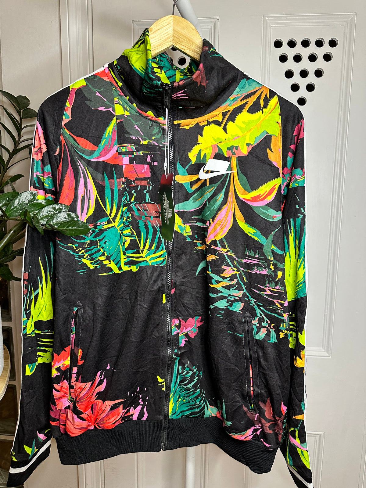 Nike Sportswear Tropical Floral Track Jacket – Black/Multi – Relaxed Size Small