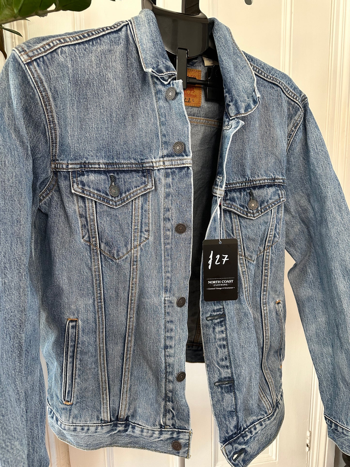 Levi’s Denim Jacket Women’s Large
